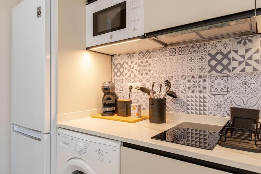 Appartement New! Cozy For Couples With Private Patio Séville