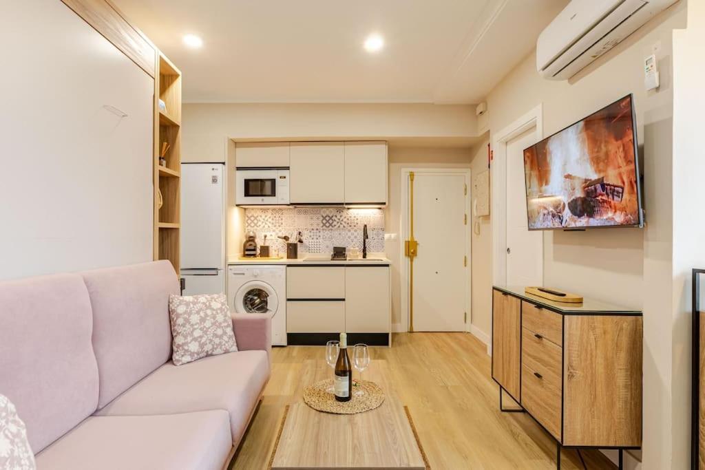 New! Cozy For Couples With Private Patio *